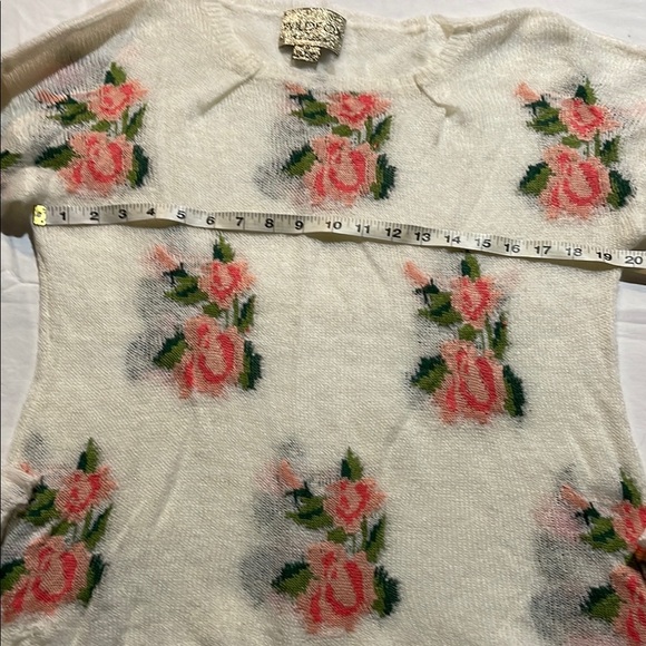 Wildfox White and Pink Floral Sweater - Picture 4 of 14